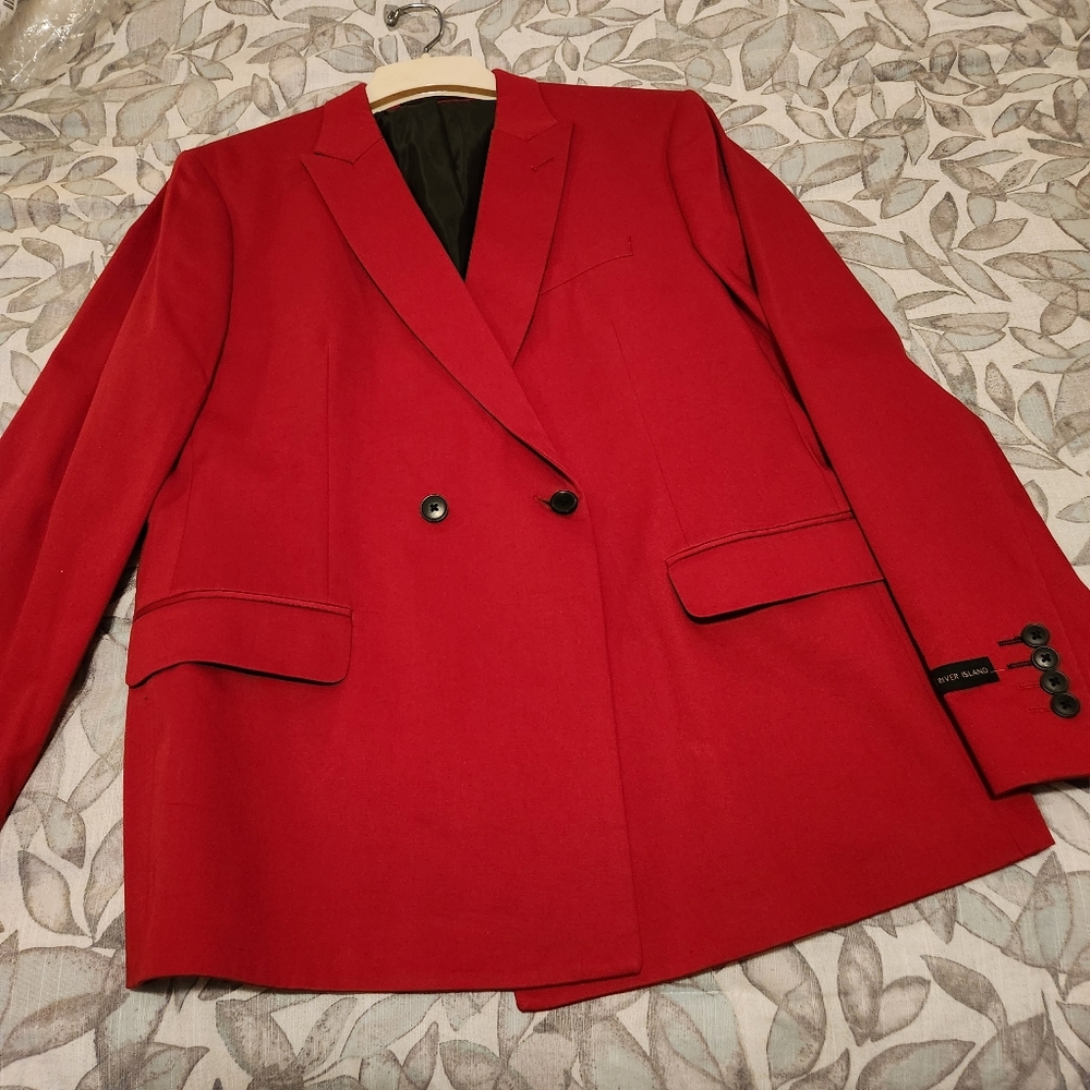 Classic design red blazer